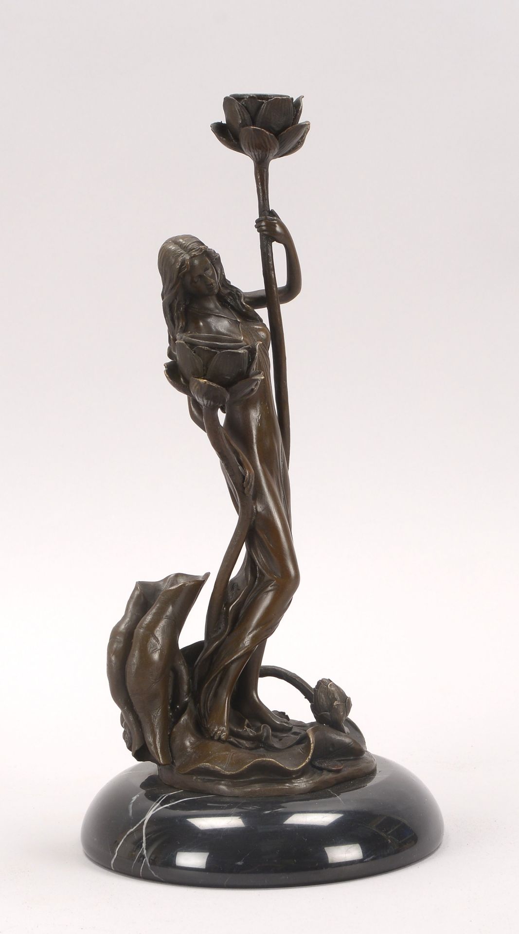 Figuerlicher Kerzenhalter (Bronzeguss nach Milo), -Jugendstil-Grazie-, Figur mit Giesserpfennig, auf - Image 2 of 3