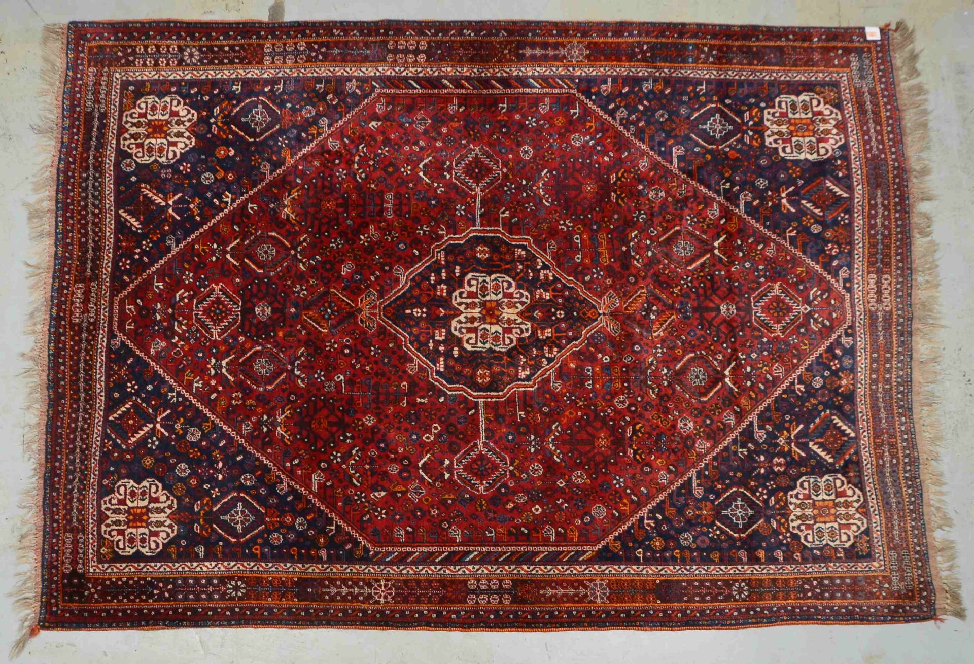 Gashgai, Wolle auf Wolle, hochflorig - Flor in gutem Zustand; Ma&szlig;e 310 x 220 cm - Image 2 of 4