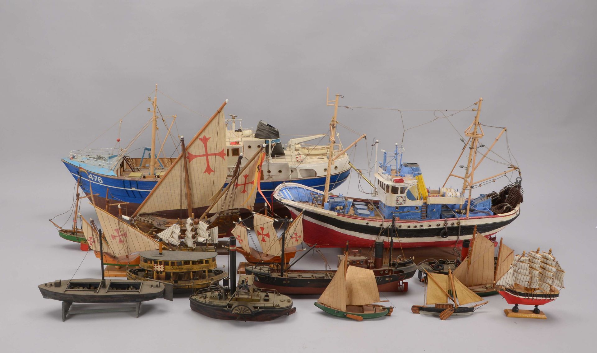 Konvolut Modellschiffe, 18 St&uuml;ck - Restaurationsobjekte; L&auml;nge bis 80 cm - Image 2 of 2