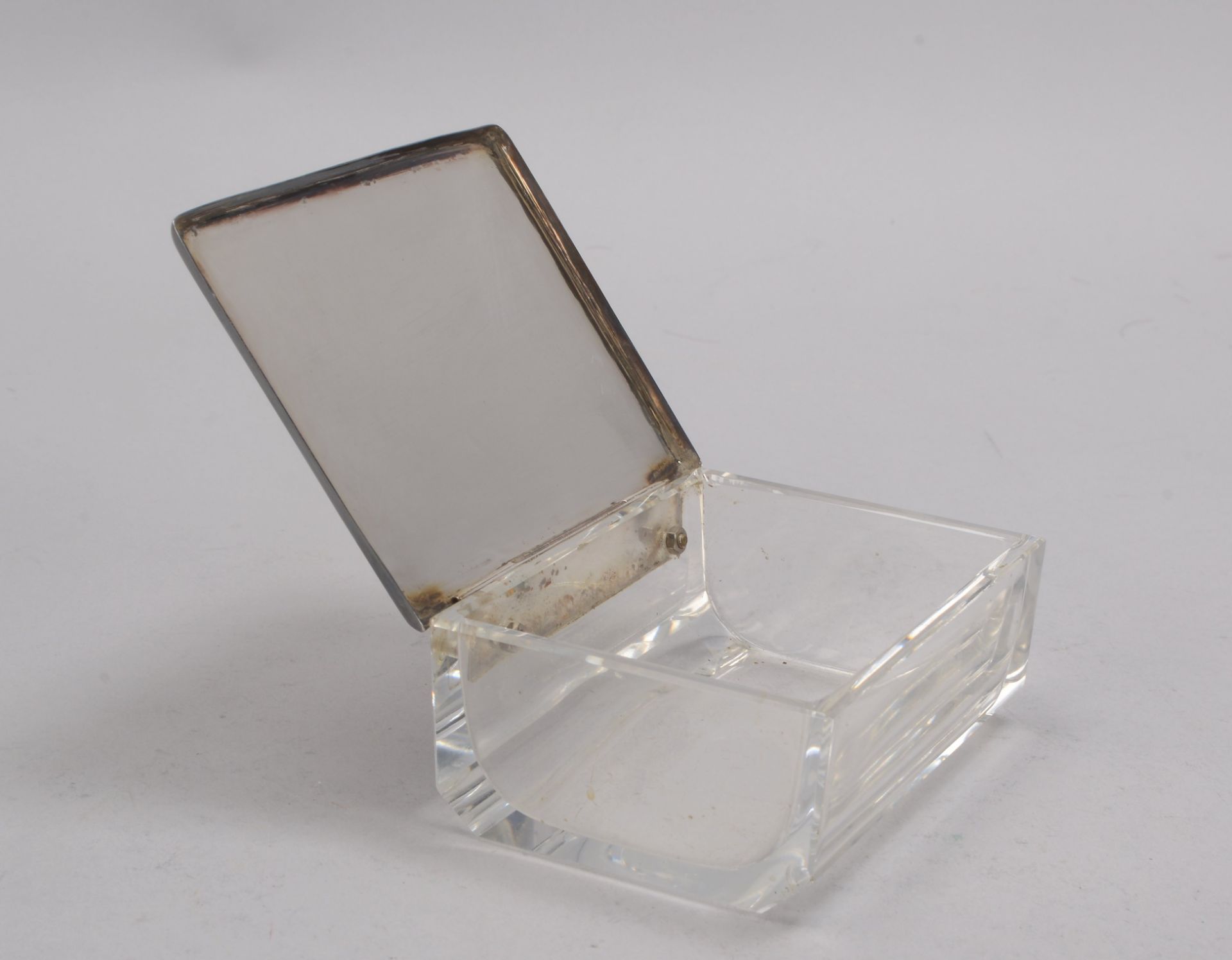 Glasschatulle, mit 835 Silberdeckel (punziert &#039;Halbmond &amp; Krone&#039;); Ma&szlig;e 11,5 x 9 - Image 2 of 3