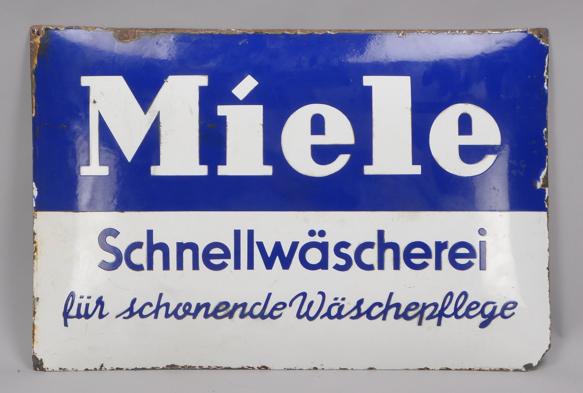 Emaille-Werbeschild, &#039;Miele Schnellw&auml;scherei&#039;; Ma&szlig;e 49 x 74,5 cm (mit Schadstel