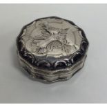 A Dutch Antique circular silver box. Approx. 26 gr
