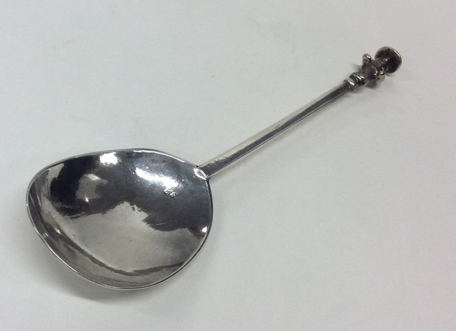 A 17th Century Provincial silver Apostle top spoon - Image 2 of 3