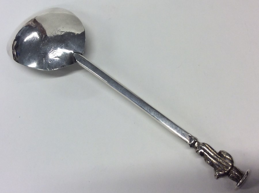 A 17th Century Provincial silver Apostle top spoon - Image 3 of 3