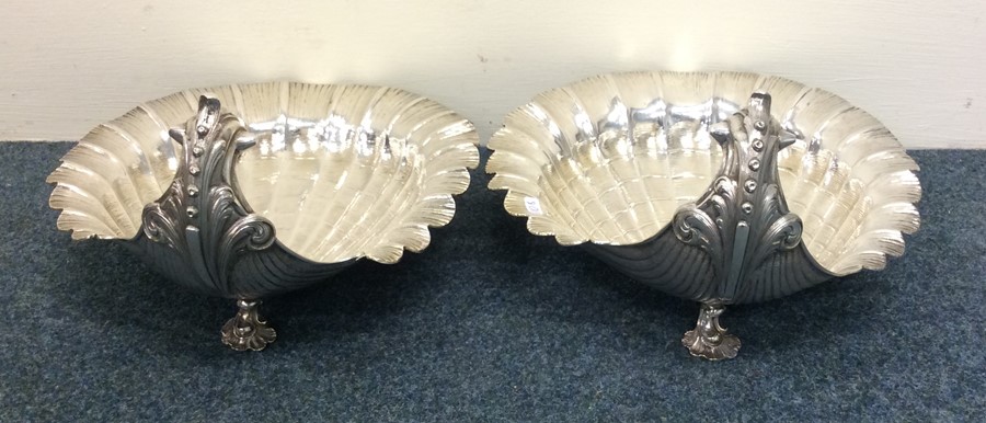 A good pair of heavy German silver scallop shaped - Image 2 of 2