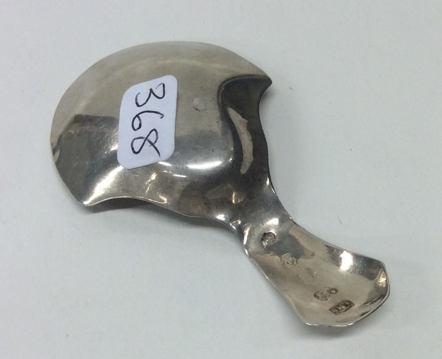 A good Georgian silver engraved caddy spoon. Birmi - Image 2 of 2
