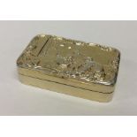 A good quality silver gilt snuff box with a chased