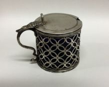 An attractive Edwardian pierced silver mustard wit