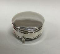 A circular Edwardian silver jewellery box. Birming