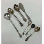 A collection of silver cruet spoons. Approx. 67 gr