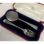 A good pair of Edwardian bright cut silver servers