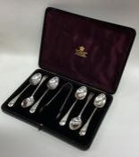 A good cased set of six Edwardian silver teaspoons