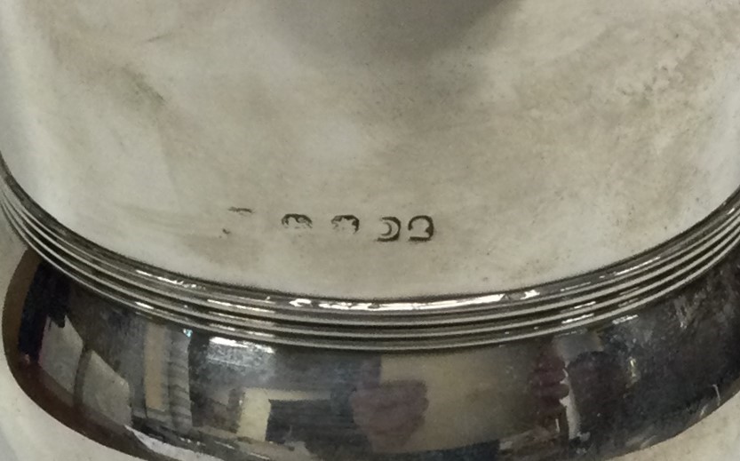 A good Georgian silver goblet with reeded sides. L - Image 3 of 3