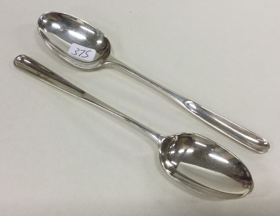 A good pair of rare Victorian silver marrow spoons - Image 2 of 2