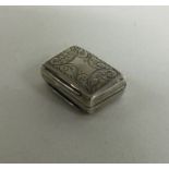 A small Georgian silver vinaigrette with fitted in