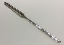 A good George III double ended silver marrow scoop