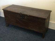 A good early Georgian hinged top coffer of typical
