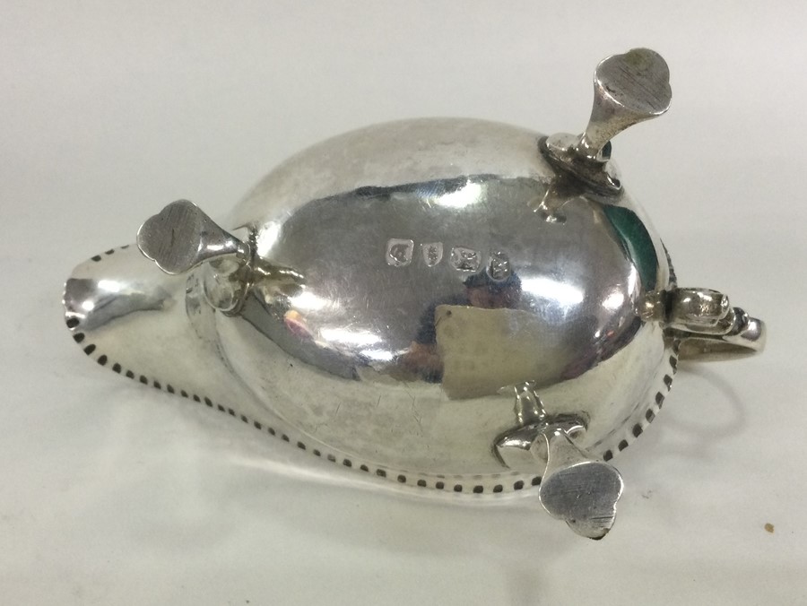 A George III silver sauce boat with crimped rim on - Image 2 of 2