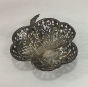 An Edwardian silver sweet dish in the form of a cl