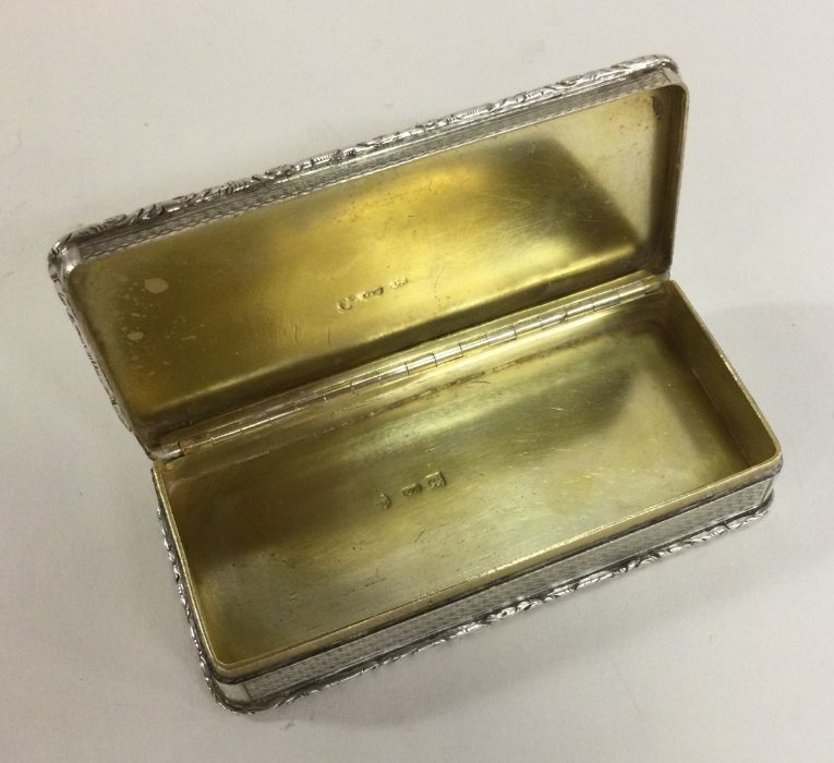 A fine cast silver heavy snuff box decorated with - Image 3 of 3