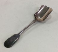 CHINA TRADE: A rare silver caddy scoop. Approx. 21