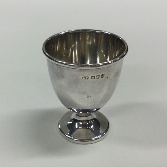 A good quality silver egg cup. Sheffield 1961. By