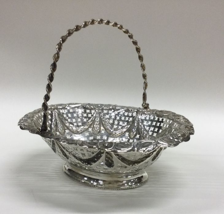 A good Georgian style Victorian silver basket with - Image 2 of 2