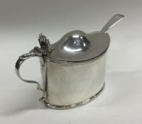 A good quality Georgian silver mustard pot. London