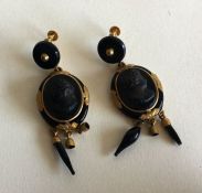 A pair of good Antique cameo earrings. Approx. 12