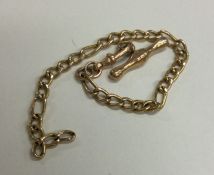 A 9 carat curb link bracelet with bar. Approx. 5 g