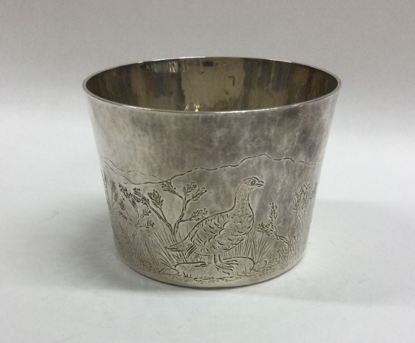 A fine Britannia Standard silver beaker decorated - Image 2 of 2