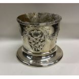 A good quality American silver flower holder decor