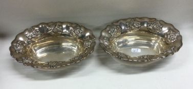 A good pair of stylish silver bonbon dishes. Chest
