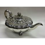 A good circular melon shaped teapot attractively d