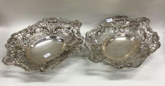 A pair of attractive Edwardian silver pierced dish