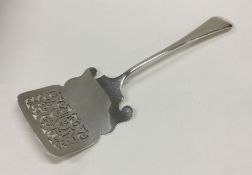 A heavy OE pattern silver cake slice with pierced