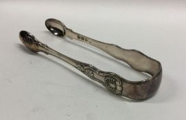 A good pair of Kings' pattern silver sugar tongs.