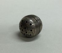 A novelty Georgian silver pierced vinaigrette / sn