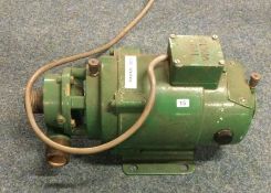 A vintage Stuart Turner No 12 Electric Centrifugal Water Pump. Est. £10 - £20.
