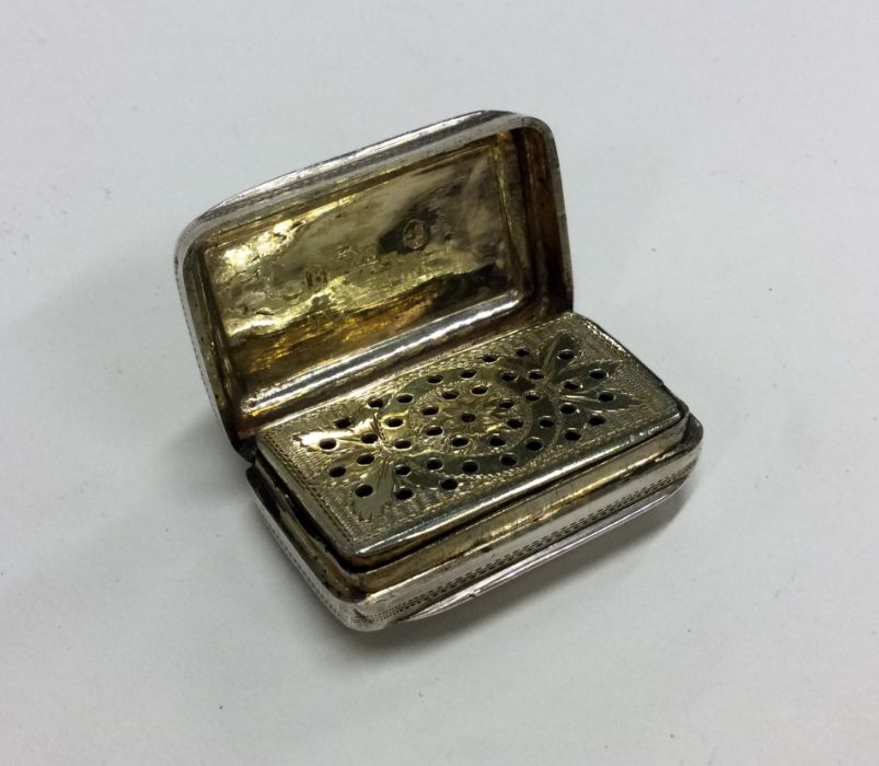 A good Georgian silver hinged top engraved vinaigr - Image 5 of 6