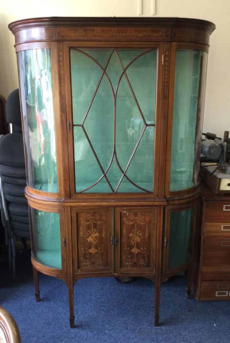 A Victorian mahogany cabinet with inlaid decoratio - Image 3 of 9