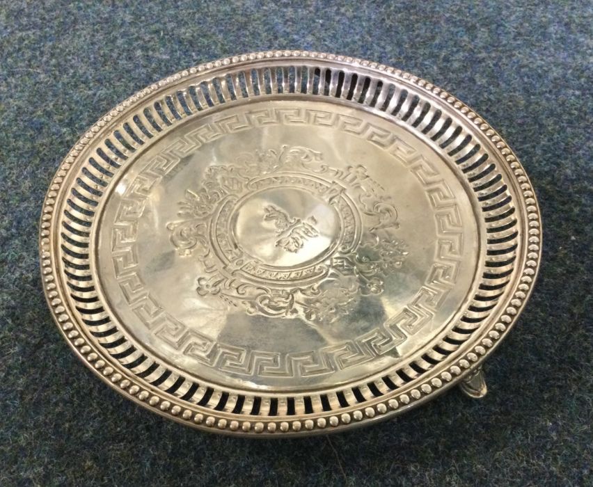 A good Victorian silver crested waiter with pierce - Image 2 of 4