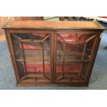 A good Georgian mahogany display cabinet. Est. £30