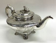 A fine quality William IV silver teapot attractive