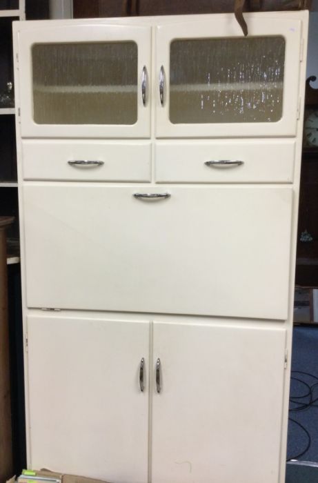 A retro white painted kitchen cupboard. Est. £50 - - Image 3 of 3