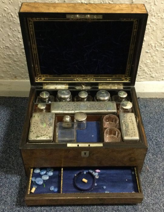 A boxed burr walnut jewellery case with fitted int - Image 2 of 2