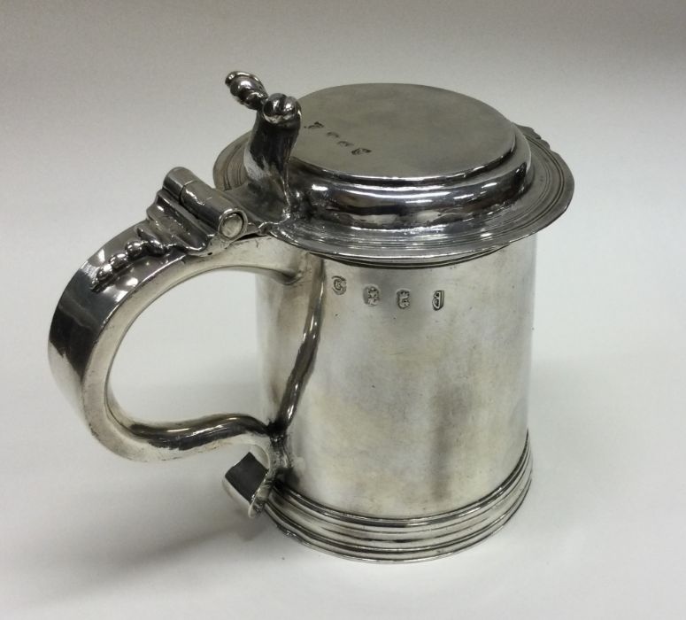 A rare Queen Anne silver flat top lidded tankard w - Image 2 of 10