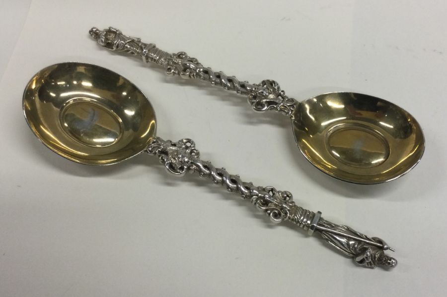 A pair of fine quality Apostle top spoons. London - Image 2 of 6