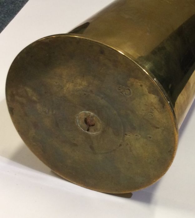 A large brass shell case. Est. £20 - £30. - Image 2 of 2