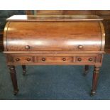 A good Victorian cylinder top desk. Est. £80 - £12